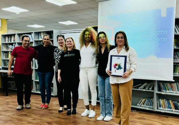 טקס תעודות בגרות למחזור נ"ט